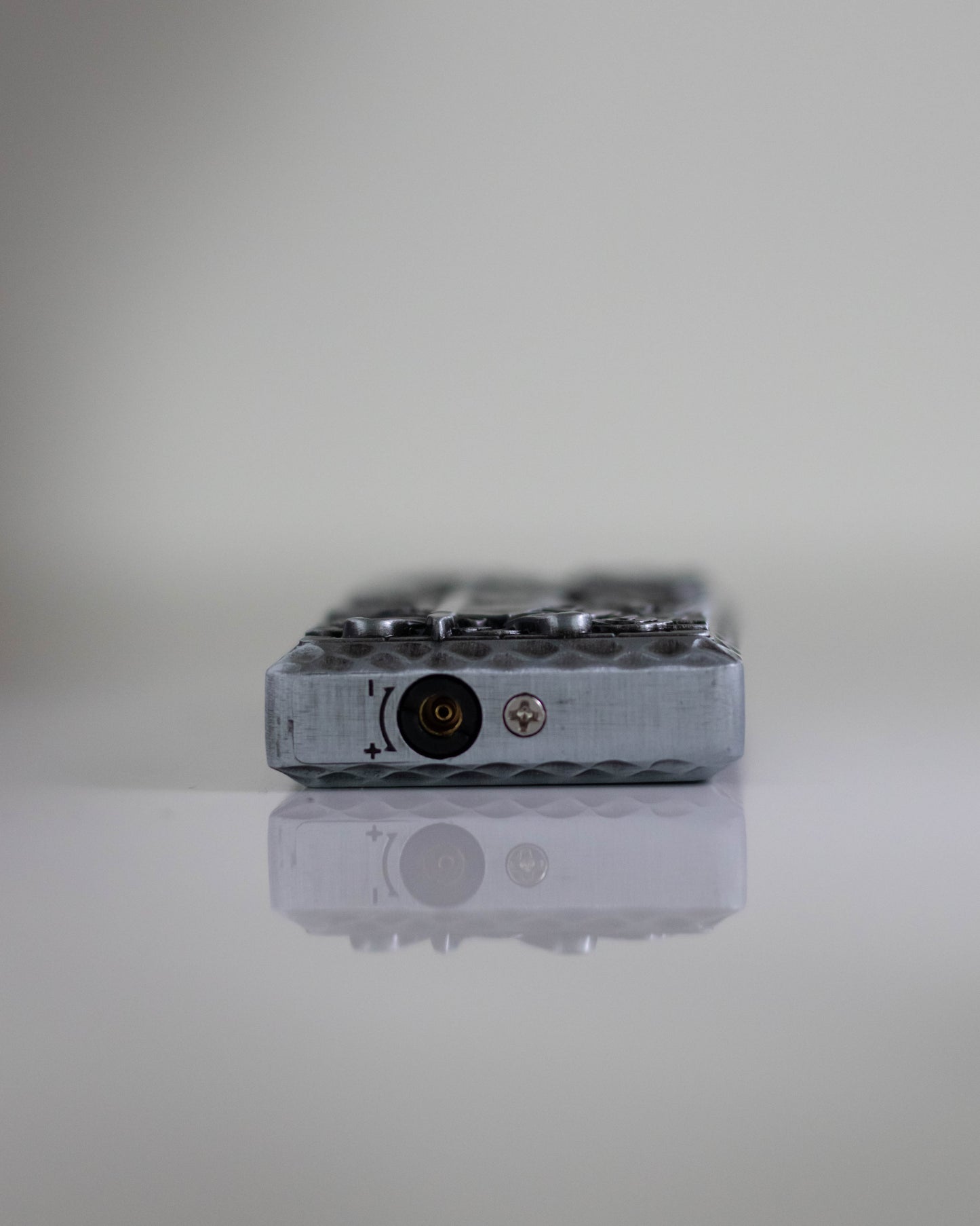 Bricheta Neptun (argintiu închis)