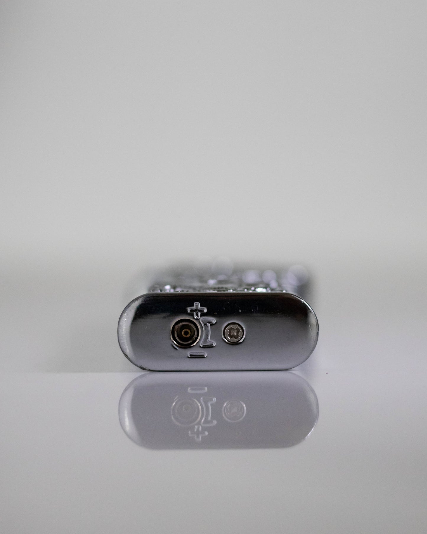 Bricheta Hydra (argintiu)