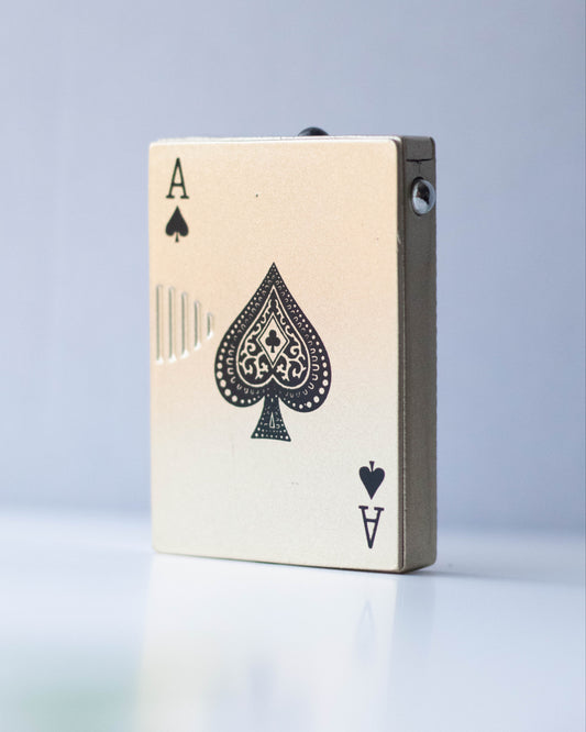 Bricheta Inimă Neagră (auriu)