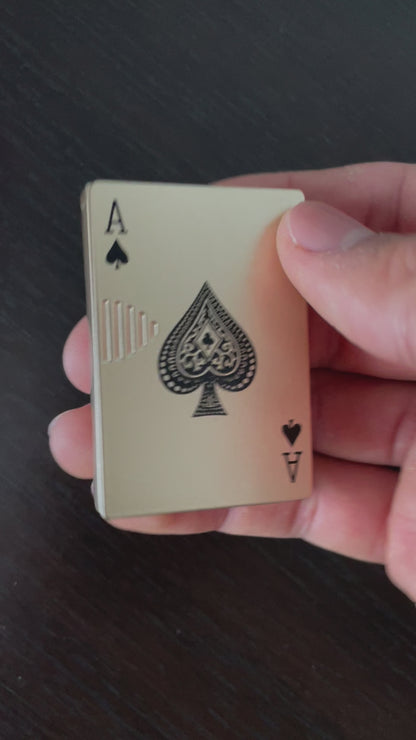 Bricheta Inimă Neagră (auriu)